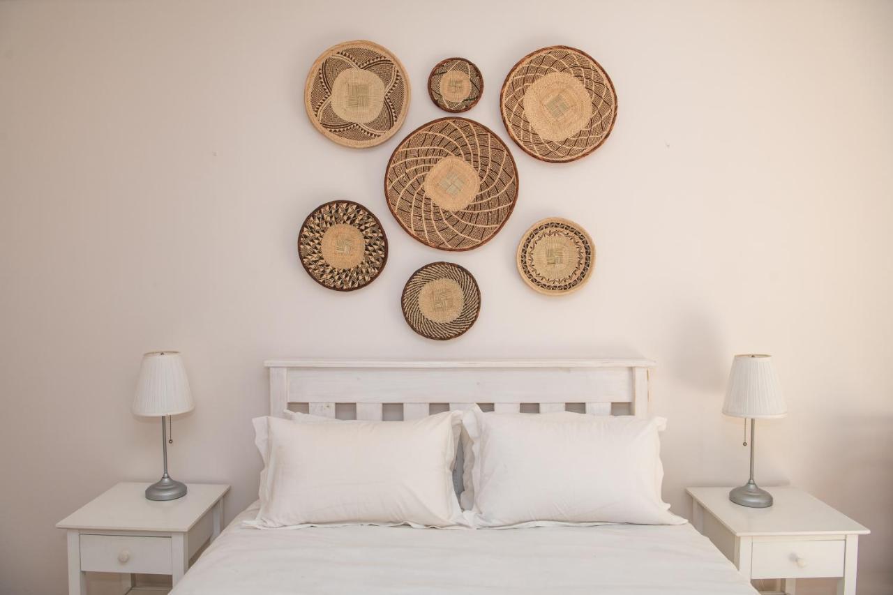 Camps Bay Guest Suite With Private Pool Kapstaden Exteriör bild